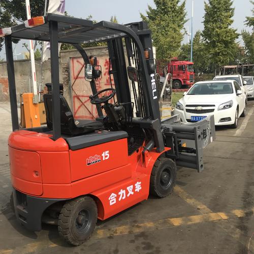供应二手tcm丰田1吨2吨小前移式堆垛车窄道式高位冷库专用堆高机